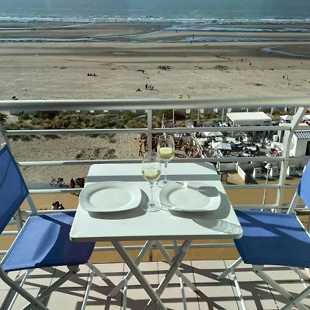 Seaview And Sun@nieuwpoort Appartement *