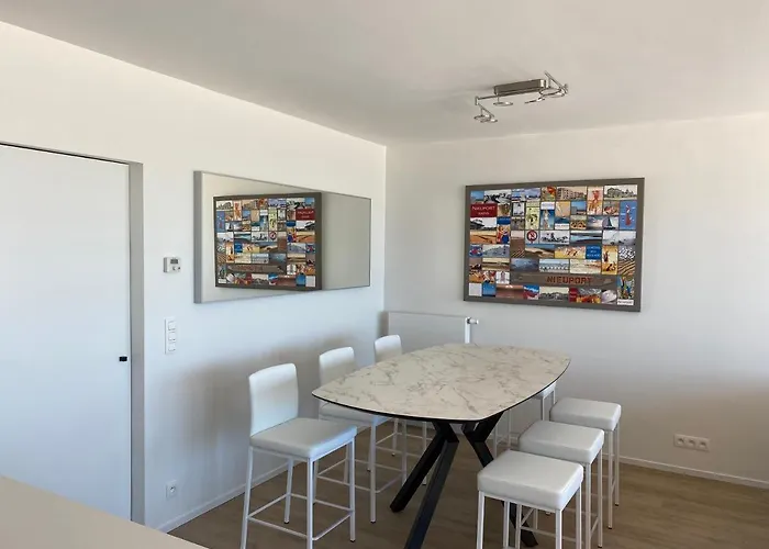 Seaview And Sun@nieuwpoort